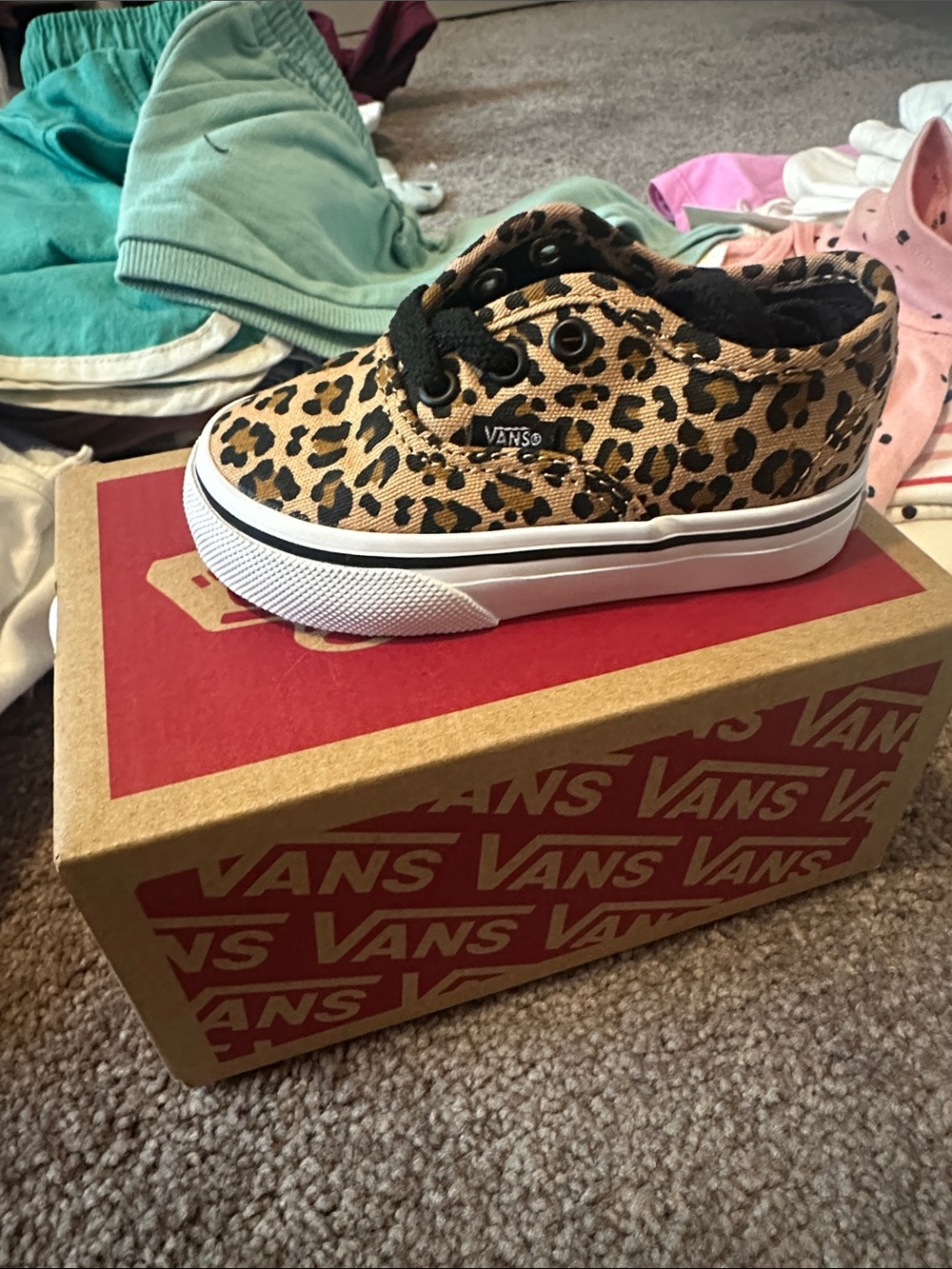 Vans Leopard Print Low Top Sneaker - Tan/Black
